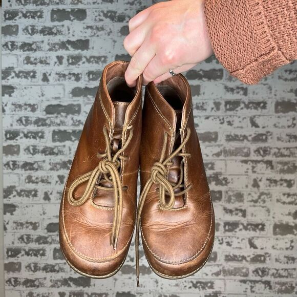 Duluth trading | women leather lace up booties - Picture 8 of 9